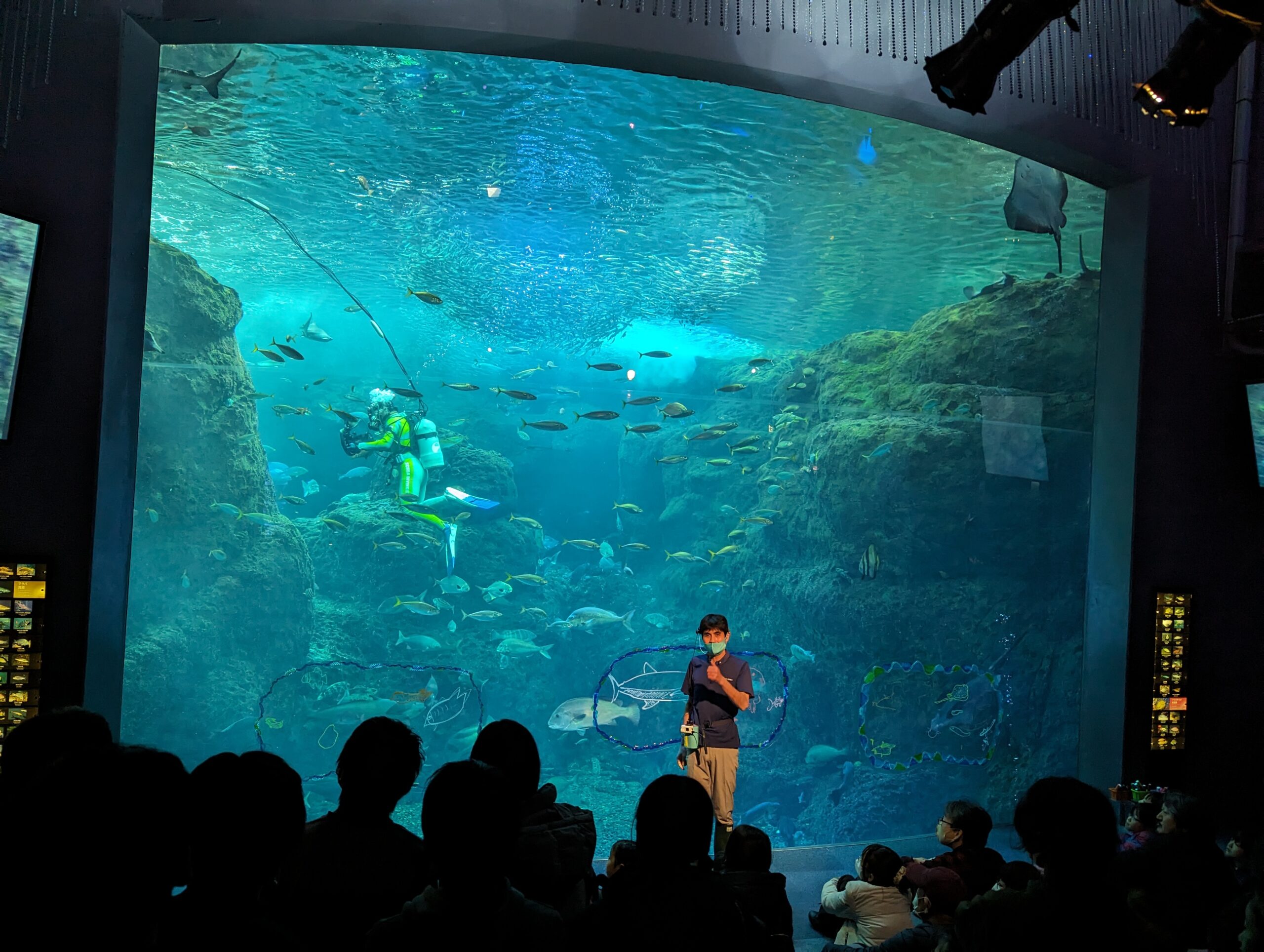 Main fish tank inside Enoshima Aquarium