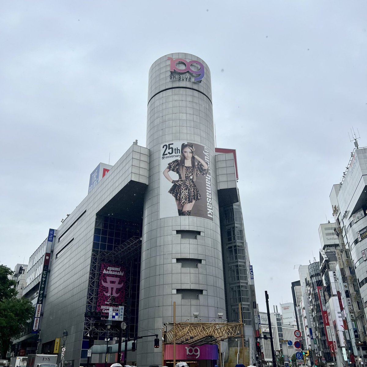 SHIBUYA109 exterior