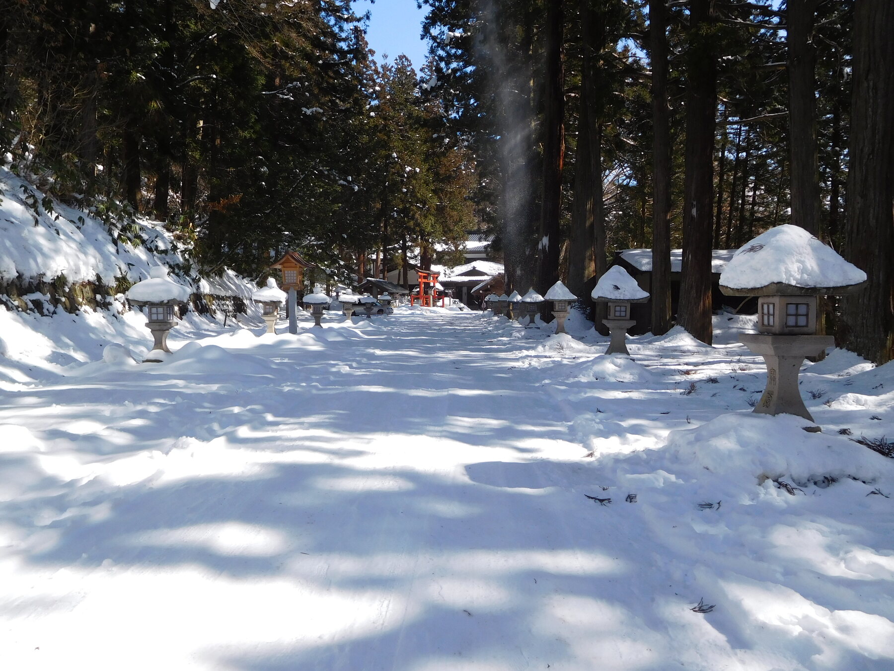 Snow-covered approach to Hie Shrine, a real-life Hyouka model in Takayama