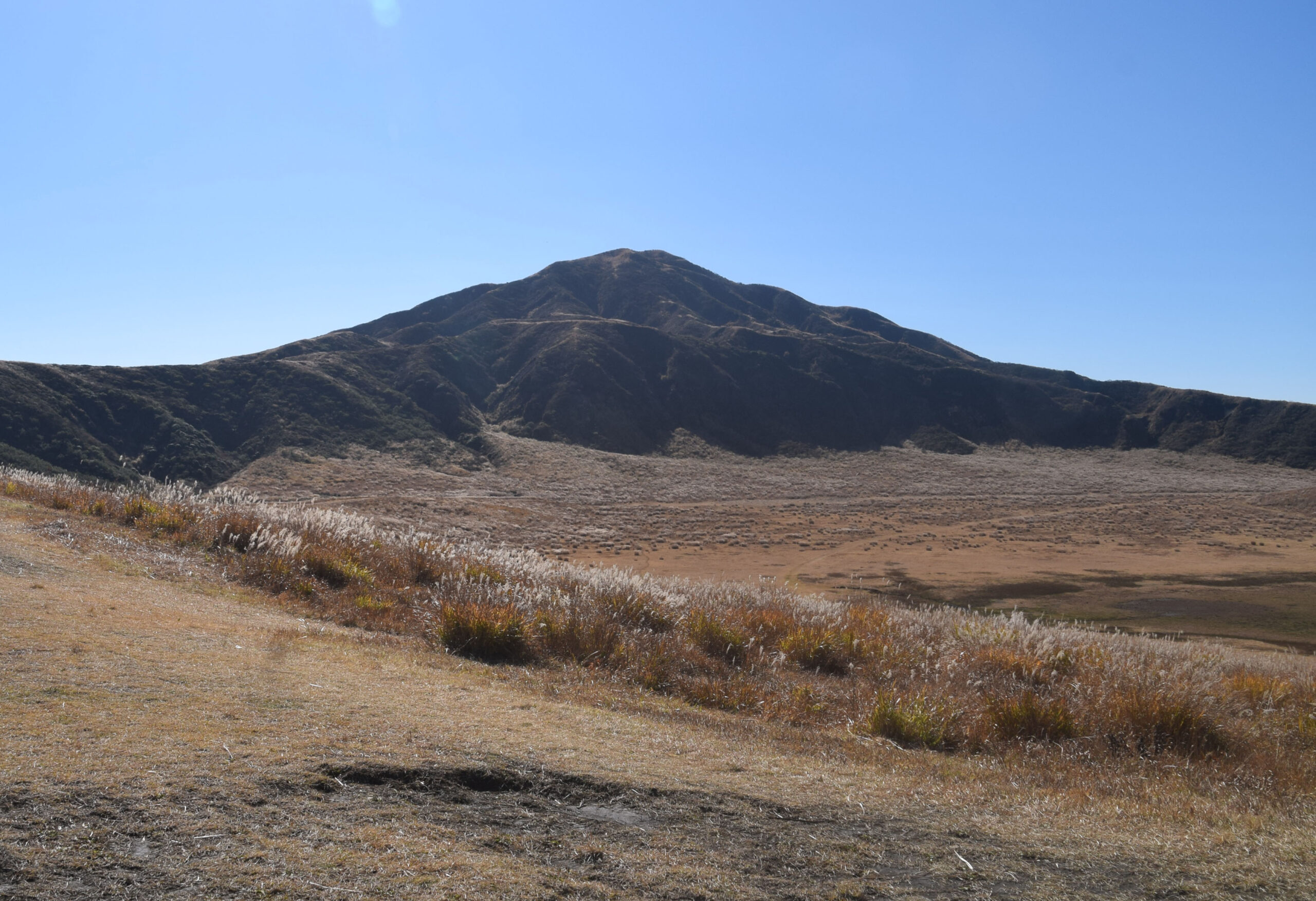 Mount Aso and Kusasenri grasslands