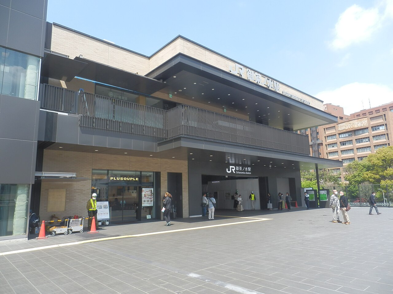 Rebuilt Hijiribashi entrance at JR Ochanomizu Station in April 2025