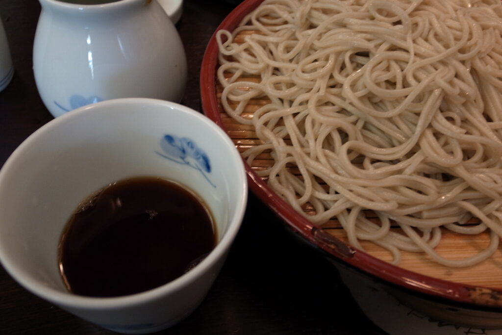 Cold soba and dipping sauce photographed at Kanda Matsuya